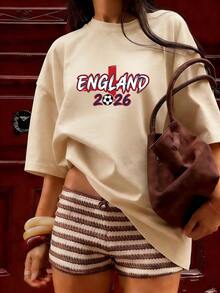 T-Shirt With "ENGLAND 2026" Text And Soccer Ball. Fashionable Short-Sleeved T-Shirt For Spring And Summer 2026, Made In Mexico, 180 Grams. Cartoon Print, Couple Design, Suitable For Indoor Or Outdoor Wear. Crew Neck, Unisex, Ideal For Office And Leisure. One-Pack. - APR-P631577SLNDXZGY602 - 查看 4