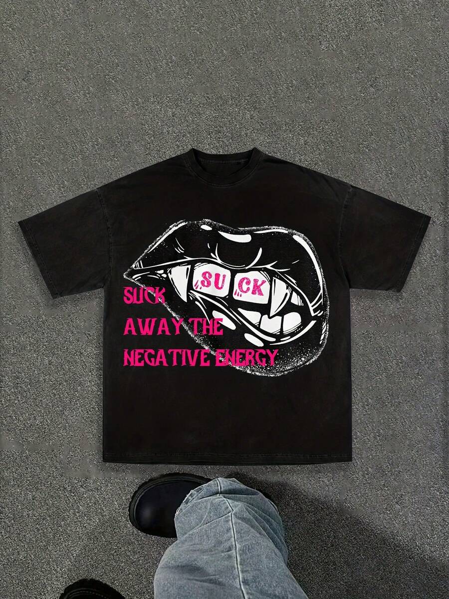 Camiseta Unisex de Manga Corta "SUCK AWAY THE NEGATIVE ENERGY" - 180g 100% Algod￳n, Corte Regular con Dise￱o de Labios Audaces y Letras en Rosa y Blanco para Verano Casual o Regalos
