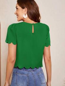 Blusa con mangas abullonadas, recorte ondulado y escote en la espalda, Blusas de manga corta - Verde - Ver 2