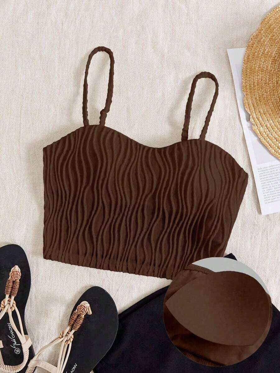 VCAY Top de Cami acolchado y texturizado marrón para mujeres con estilo de vacaciones - Marrón - Ver 1