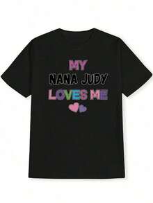 Camiseta Gráfica Negra para Mujer "Nana Judy Me Ama" con Diseño de Corazón, Manga Corta Casual para Primavera y Verano, Mezcla de Poliéster Suave, Lavable a Máquina, Camisetas para Damasblus - Negro - Ver 3