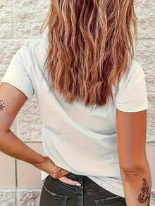 Camiseta de Mujer de 180g con Estampado Temático de Resort Blanco - Estampado de Palmeras Tropicales y Vacaciones, Manga Corta, Cuello Redondo, con la Inscripción "VACAY" y Diseño de Gafas Elegantes, Ropa de Playa Ligera para Primavera/Verano, Estilo Casual de Resort (Lavable a Máquina) - Camiseta Casual Versátil con Combinación de Colores, Corte Holgado con Divertidos Estampados Temáticos de Vacaciones, Perfecta para Viajes a la Playa y Uso Diario. blusas para mujer>ropa - Blanco - Ver 2