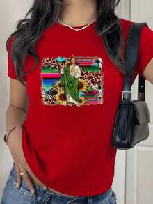 100% Cotton. Figure Of A Saint Holding A Symbol Of Faith On A Mexican Background With Sunflowers And Animal Print That Inspires Hope And Energy. Women's T-Shirt. 100% Cotton. Women's Simple Solid Color T-Shirt, Loose And Slim Fit Casual Short Sleeve - 紅色的 - 查看 1