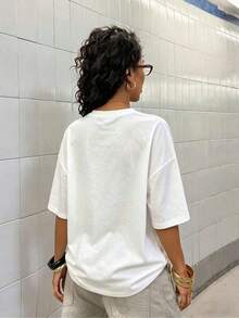 Women's Casual Loose Fit T-Shirt With "Best Friends 1979 Bear" Print, Breathable And Comfortable, Short Sleeve, Crew Neck, Retro 3 Bear Print, Soft Fabric, Perfect For Everyday Wear And Urban Style Y2K - 白色 - 查看 4