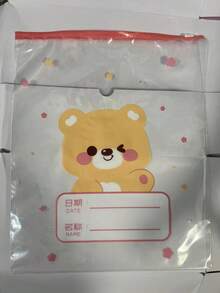 這款寵物胸背帶採用格紋圖案設計，搭配棋盤格元素，可增加摩擦力，讓牽引狗狗或貓咪更輕鬆。非常適合戶外使用，附贈牽繩。胸背帶上的花卉圖案以針扣固定，可輕鬆拆卸。由於製造工藝較複雜，產品可能存在些微瑕疵或污漬，但不影響整體外觀與功能。 - 彩色 - 查看 12