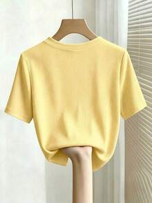 Camiseta de manga corta con cuello redondo ajustado, con cuentas y acanalada, elegante para mujeres - Amarillo - Ver 2