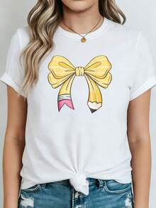 Plus-Size Women's T-Shirt For Spring/Summer Featuring A Cartoon Illustration Print Of A Teacher With A Pencil Loop. Suitable For Everyday Wear By Teachers, School Activities, Back-To-School Season, Parent-Child Interactions, And Daily Commutes. - 白色 - 查看 6