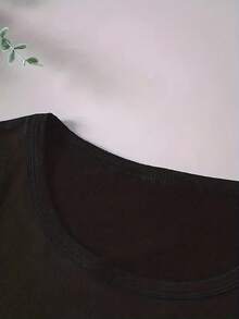 Women's Casual Round Neck Cotton T-Shirts For Valentine's Day KindaBOUJEE KindaBROKE With Leopard Print, Heart, Flower And Star Decoration, Beautiful, Elegant, Party, Fashionable, Loose And Fitted, Gift, Soft, Machine Washable, Elastic, Sporty, Round Neck, Short Sleeve, Simple Top For Daily Wear. - 黑色 - 查看 4
