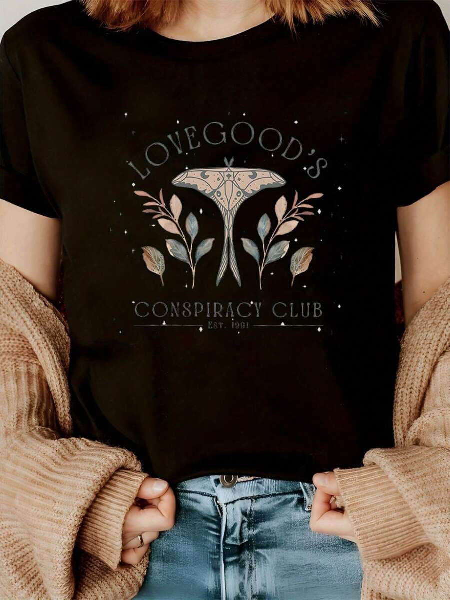 Una camiseta de mujer de manga corta, holgada, moderna, a la moda, retro y elegante, adecuada para actividades al aire libre en primavera y verano, camiseta de manga corta con estampado de mago mágico de LOVE GOOD'S CONSPIRACY CLUB, camiseta estampada, camiseta casual de cuello redondo para mujer, ropa de mujer, camiseta para profesoras.blusas para mujer,blusas casuales para dama,tops,, mujer premium,y2k,playeras de mujer curvy,ofertas y liquidaciones ropa mujer,playeras deportivas para mujer,,playeras de hombre, mujer,blusas>elegante 1UGP - Negro - Ver 1