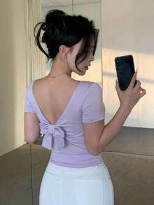 Camiseta ajustada de mujer de manga corta y escote redondo sin espalda de unicolor, top halter de verano - Morado - Ver 3
