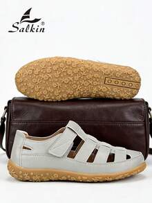 Salkin Sandales d'été rétro à la mode pour femmes, sandales plates minimalistes à bout ouvert de couleur unie, confortables pour le port extérieur,  haut de gamme abordable avec un look de ballerines, convient pour l'école, les étudiants universitaires, chaussures de marche décontractées durables et antidérapantes,  doux et confortable, convient pour les jeans, les jupes, les cadeaux de vacances, le style vacances. La taille est petite, il est recommandé de commander une taille au-dessus. - Gris - Voir 2