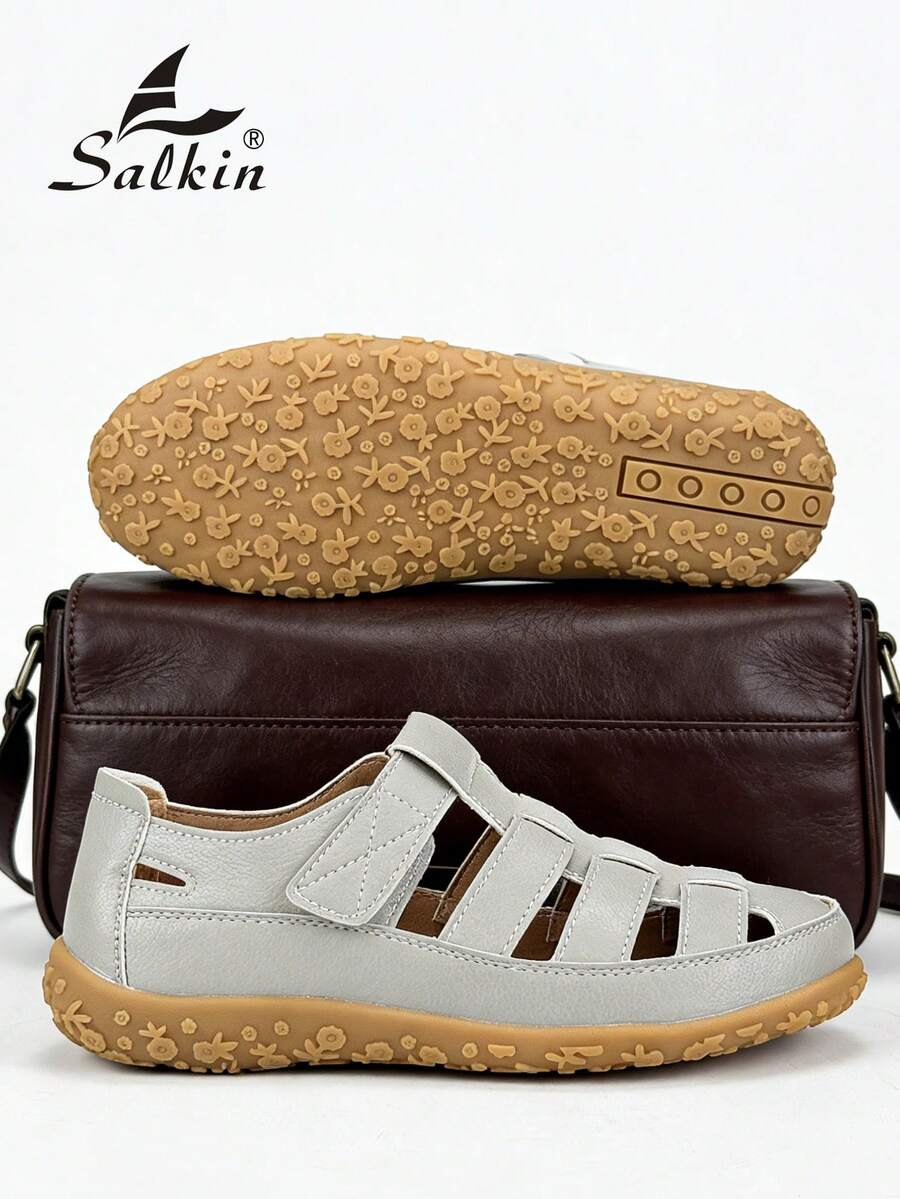 Salkin Sandales d'été rétro à la mode pour femmes, sandales plates minimalistes à bout ouvert de couleur unie, confortables pour le port extérieur,  haut de gamme abordable avec un look de ballerines, convient pour l'école, les étudiants universitaires, chaussures de marche décontractées durables et antidérapantes,  doux et confortable, convient pour les jeans, les jupes, les cadeaux de vacances, le style vacances. La taille est petite, il est recommandé de commander une taille au-dessus.