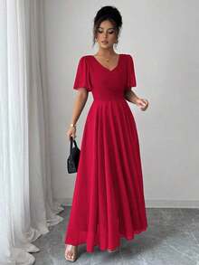 estido de mujer minimalista, elegante, romántico y sofisticado con cuello en V, cintura ceñida y mangas con volantes en forma de línea A - Rojo - Ver 3