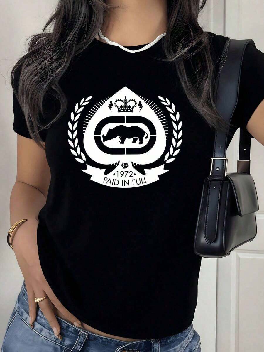 100% Cotton. Rhinoceros Framed By A Crown And Laurels, Symbolizing Strength And Pride Since 1972. Comfortable And Modern Women's T-Shirt. 100% Cotton. Women's Simple Solid Color T-Shirt, Loose And Slim Fit Casual Short Sleeve - 黑色 - 查看 1