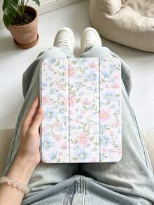 1 件装水彩粉蓝花叶图案彩绘平板电脑保护套，适用于 iPad Mini 4/Mini 5/Mini 6/Mini 7/Air/Air 2/9.7/10.2/10.5/Air 4/Air 5/10.9/Pro 11 英寸/第十代/Air 11 英寸 (M2)-2024/Pro 11 英寸 (M4)，以及 Galaxy Tab A8 10.5 英寸 2022 款。产品不含触控笔。内置触控笔插槽，三折支架，TPU 软边设计，防摔耐磨，磁吸式睡眠/唤醒功能。独特/创意/趣味/个性/浪漫的三折平板电脑保护套，带触控笔插槽。 - 彩色 - 查看 8