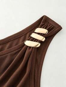 Vestido mini ajustado negro y sexy para mujer con cuello asimétrico, cintura ceñida, que estiliza la figura, espalda descubierta, versátil y elegante - Café integral - Ver 6