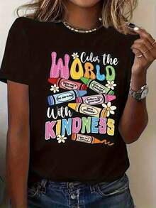 Camiseta Casual para Mujer con Diseño de Energía Positiva - Diseñada con bondad e inclusividad, presenta estampados coloridos de lápices y artículos de papelería, y eslóganes como 'Trata a todos bien' y 'Difunde bondad'. Camiseta casual de manga corta con cuello redondo, adecuada para maestras. 100% Algodón. Duradera. - Negro - Ver 5