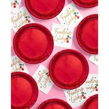 xo Fetti - Platos holográficos de lámina roja Paquete de 25 unidades Decoraciones de fiesta de feliz cumpleaños fiesta de día festivo platos frescos para pasteles Navidad día de San Valentín - rojo - Ver 5