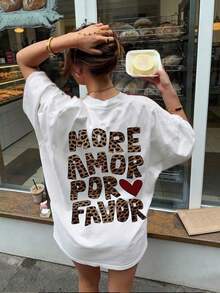 Camiseta de manga corta de con estampado de leopardo y gráfico de letra, estilo minimalista y vintage, blusa versátil y elegante para mujer en color blanco Ropa deportiva estilo Y2K, cuello redondo, 100% algodón, tejido suave, manga corta. - Blanco - Ver 1