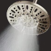 AquaDance Brushed Nickel High Pressure 6-Setting Rain Shower - Angle Adjustable, Anti-Clog Showerhead Jets, Installation-USA Standard Certified-Top U. S. - 1.8 GPM - 1,8 gallon mỗi phút + mạ niken mờ - Xem 5