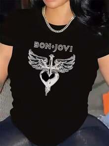 Women's Plus-Size Short-Sleeve Crew Neck Casual T-Shirt With A Bon Jovi Winged Heart And Sword Print. Perfect For Valentine's Day, Easter, And Football Fans. - 黑色 - 查看 1