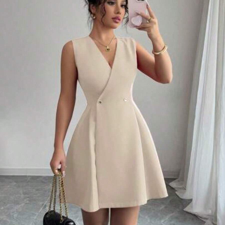 Vestido mini elegante y casual con cuello cruzado en V, hebillas de metal dobles y plisado en línea A, sin mangas, para vacaciones y trabajo, primavera/verano - Albaricoque - Ver 1