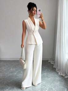 Conjunto de oficina elegante para mujer, compuesto por una chaqueta blazer sin mangas con cuello y bajo asimétrico, con hebilla metálica en la cintura, combinada con pantalones de cintura elástica.Conjunto de 2 piezas elegante para primavera/verano, atuendo formal y de clase para mujer. - Albaricoque - Ver 7