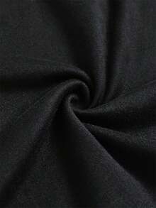 Camiseta de Talla Grande, Nueva 2025, Cuello en V, Diseño Versátil Estampado, Manga Corta, Tejido Microelástico Suelto, Estilo INS, Moda Estampada - Negro - Ver 5