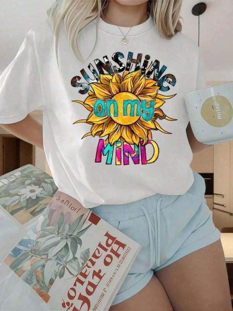 Women's Casual T-Shirt With Round Neck And Short Sleeve Print, Sunflower Design "Sunshine On My Mind", Summer T-Shirt For Women, Vibrant And Colorful Design, Loose And Comfortable Fit, Fashion Statement, 100% Cotton. - 白色 - 查看 1