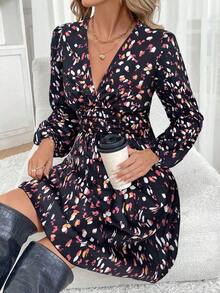 Vestido corto casual sencillo con cuello en V, manga larga, plisado y estampado de todo sobre - Negro - Ver 3