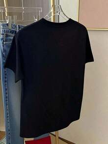 1 Piece Of Cotton English Print Mid-Length Short Sleeve T-Shirt, White, Women's Top, Elegant Graphic Print, 180g, 100% Cotton. - 黑色 - 查看 4