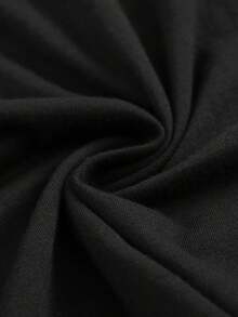 Women's T-Shirt: Black Short-Sleeved T-Shirt With A Retro Design And Round Neck. Soft And Stretchy, This Casual, Cool, And Breathable T-Shirt Features An Attractive And Stylish Look, Perfect For Everyday Wear. Comfortable And Relaxed. Women's Tops - 黑色 - 查看 6