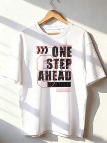 T-Shirt With "One Step Ahead" Text And Urban Graphic Design.  Short-Sleeved T-Shirt For Spring And Summer 2026, Made In Mexico, 180 Grams. Cartoon Print, Couple Design, Suitable For Indoor Or Outdoor Wear. Crew Neck, Unisex, Ideal For The Office And Leisure. One-Pack. - WH-P631577SLNDXZGY618 - 查看 1