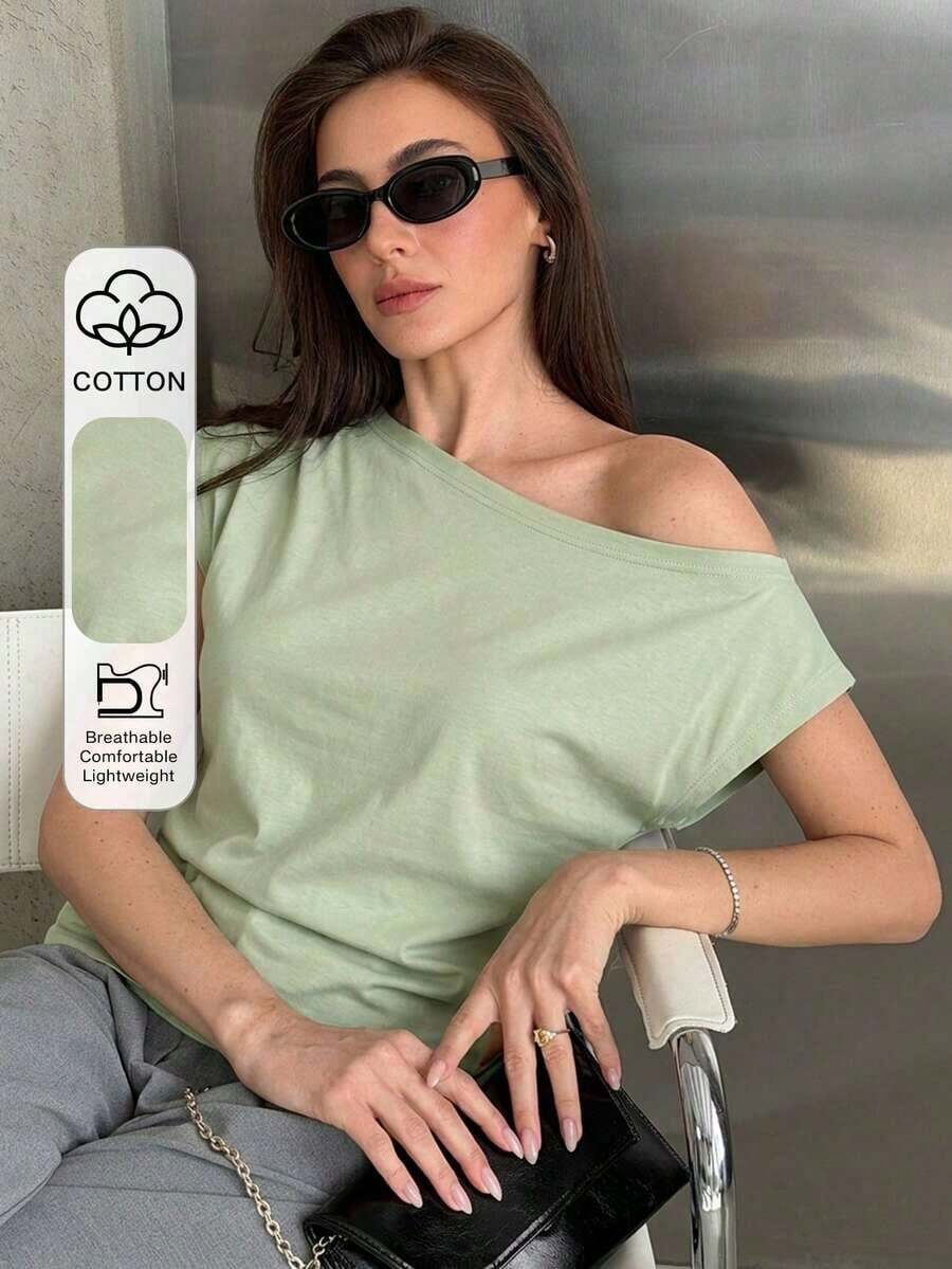 Camiseta de manga corta ajustada con hombros descubiertos y fruncidos a rayas para mujeres - Verde - Ver 1