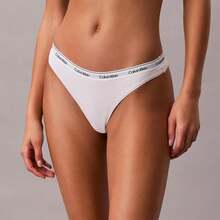 Calvin Klein Calvinklein Icon Logo Thong Underwear  Women  Panties QD5043  Thongs For Women Underwear - 經典白 - 查看 4