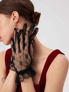 1 Pair Women's Lace Gloves, Lightweight Black Lace Gloves With Vintage Mesh Lace Trim, Sheer Floral Lace Mesh Gloves, Sun Protection Sexy See-Through Ruffle Decor Gloves - A - View 2