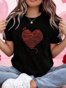 Women's T-Shirts, Oversized T-Shirt - Black Short-Sleeved Top With Round Neck And Minimalist Artistic Print Of Heart And Love Lines, Soft Casual Outfit, Elegant Blouse For Valentine's Day For Curvy Women. - 黑色 - 查看 1