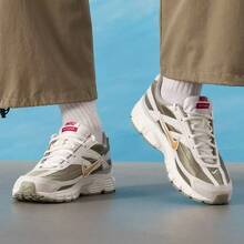 Nike Initiator 男款舒適柔軟緩震耐磨輕便防滑透氣復古休閒鞋白棕色IQ9788-271 - 白棕色 - 查看 2