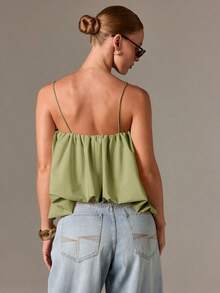 Top de camisola fruncido estilo bohemio con bajo abombado y tirantes ajustables para un estilo casual de verano - Verde - Ver 2