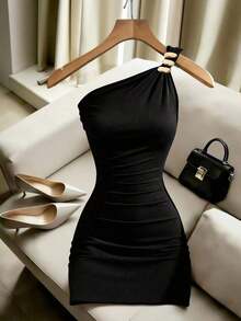 Vestido mini ajustado negro y sexy para mujer con cuello asimétrico, cintura ceñida, que estiliza la figura, espalda descubierta, versátil y elegante - Negro - Ver 3