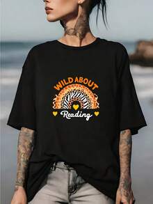 Camiseta de Mujer "Wild About Reading" - Regalo Original para Amantes de los Libros con Estampado de Leopardo, Manga Corta, Cuello Redondo, Estilo Casual, Cómoda y Adecuada para Amantes de los Libros, Reuniones Familiares y Atuendos Informales, Idea de Regalo Novedosa para Lectores. - Negro - Ver 1