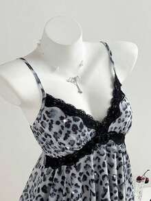 Top de mujer con estampado de leopardo y dobladillo asimétrico con encaje - Gris - Ver 3