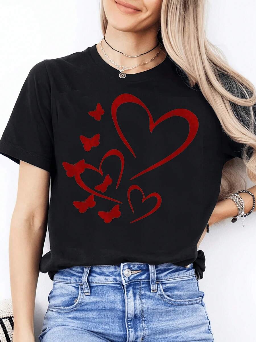 Red Hearts Intertwined With Butterflies Symbolizing Love, Freedom, And Positive Energy. Women's T-Shirt With A Modern Artistic Print And Romantic Touch, Ideal For Casual Moments. - 黑色 - 查看 1