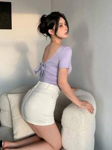 Camiseta ajustada de mujer de manga corta y escote redondo sin espalda de unicolor, top halter de verano - Morado - Ver 4