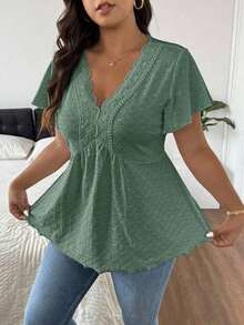 CosyJoli Camiseta de mujer de talla grande con cuello en V, parche de encaje y textura a rayas en forma de A - Verde - Ver 6