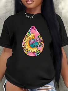 Camiseta de manga corta, ligera y duradera, con un vibrante diseño de girasol, es perfecta para salidas informales o para relajarse en casa, garantizando comodidad y estilo para el uso diario.women's shirts - Negro - Ver 7