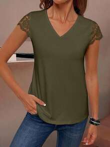 Camiseta de manga corta con parche de encaje en color liso, versátil y casual - Verde Oscuro - Ver 6