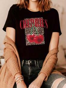 1 Piece Women's Casual Short Sleeve T-Shirt - Leopard Print And Cherry Graphic Design, Soft Crew Neck, Machine Washable, Regular Fit For Casual Outfits, Ladies T-Shirts, Seasonal Fashion, Eye-Catching T-Shirt, Comfortable T-Shirt, Printed Shirt, For Fashion Lovers, 180g 100% Cotton. - 黑色 - 查看 10