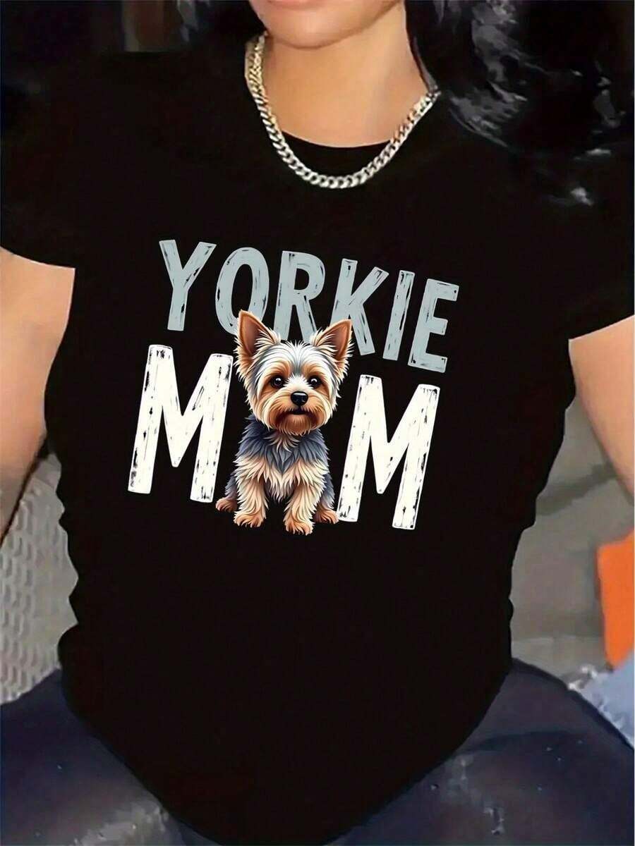 [Lightweight And Soft] Women's Lightweight And Soft "Yorkie Mom" T-Shirt | Polyester T-Shirt With Yorkshire Terrier Print | Adorable Clothes For Dog Moms, Gift For Yorkshire Terrier Owners, Everyday Casual Wear For Pet Lovers, Dog Mom T-Shirt, Comfortable Fit, Loungewear, Fun Design, Breathable Material, Printed T-Shirt, For Dog Lovers - 黑色 - 查看 1