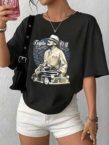 100% Cotton. Illustration Representing Urban Essence With A Classic-Style Female Figure Next To A Vintage Car, Symbolizing Strength And Modern Elegance. Women's 100% Cotton T-Shirt, Comfortable And Casual. Women's Simple Solid Color T-Shirt, Loose And Slim Fit Casual Short Sleeve - 黑色 - 查看 1